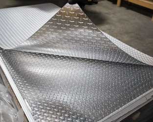 Gunmetal Gray Diamond Plate